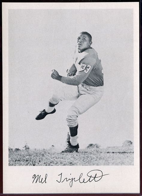 1957 Giants Team Issue Football Card Mel Triplett