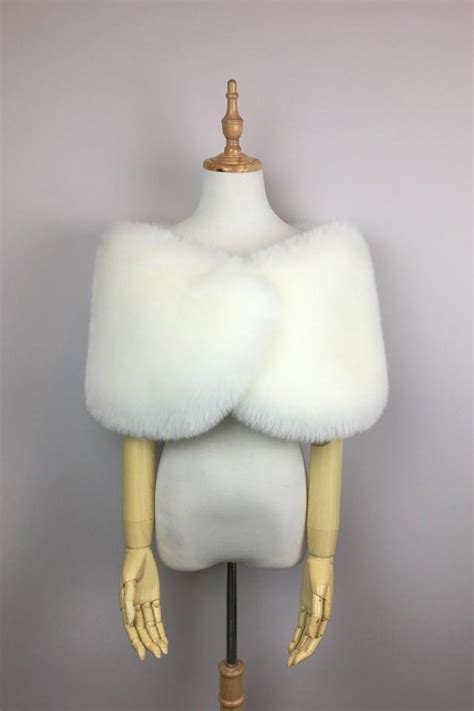 Ivory White Faux Fur Bridal Wrap Wedding Fur Shrug White Fur Wrap