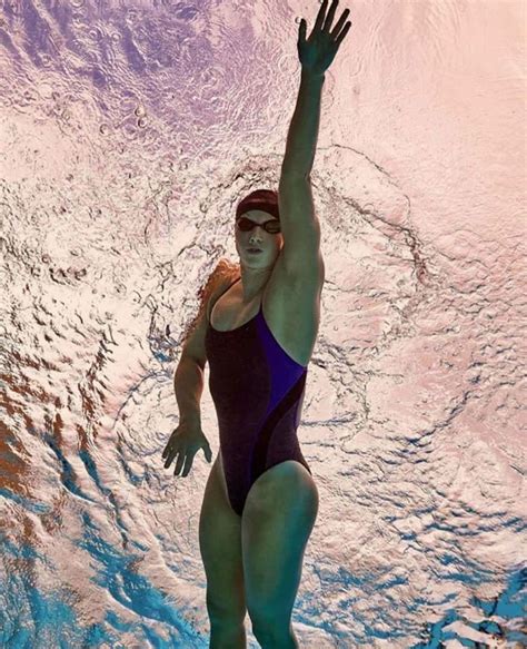 Pin De Meral Bakır En Swimming Consejos De Natación Deportes Femeninos Mujeres Deportistas