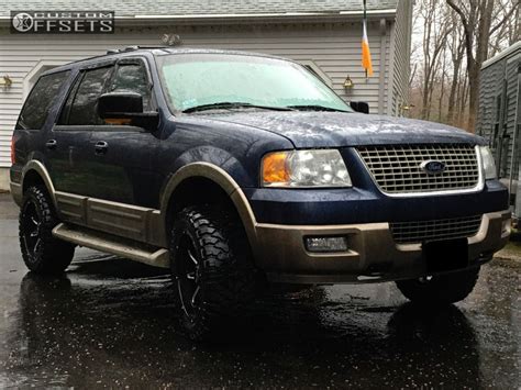 Wheel Offset 2004 Ford Expedition Aggressive 1 Outside Fender Leveling Kit Custom Offsets