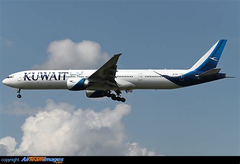 Boeing Er Kuwait Airways K Aol Airteamimages