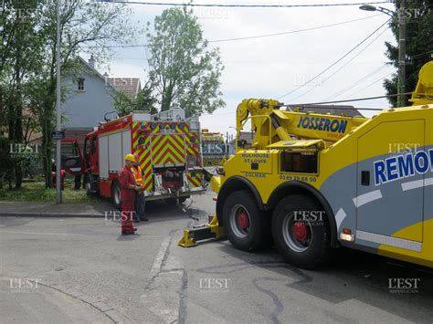 Edition Belfort H Ricourt Montb Liard Belfort Le Camion De Pompiers