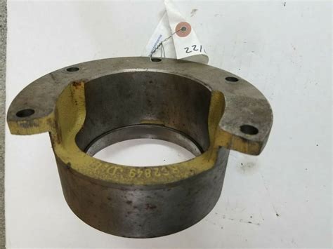 R62849 John Deere BEARING HOUSING Used