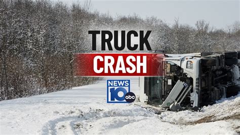 Crews respond to box truck crash in Ghent