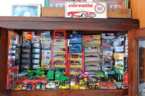 Chris Ting's Toys Blog: My Toy Cars Collection