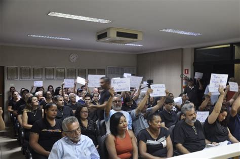 Moradores Se Manifestam Em Audi Ncia P Blica Para Revoga O Da Lei Que