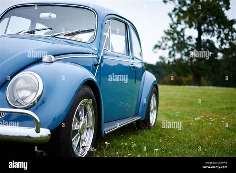 Blue volkswagen beetle hi-res stock photography and images - Alamy