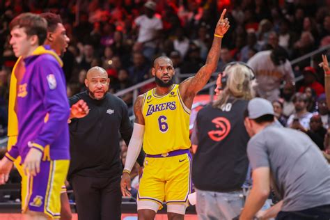 Lakers News Showtime Laker Raves About Insane Scoring Night From