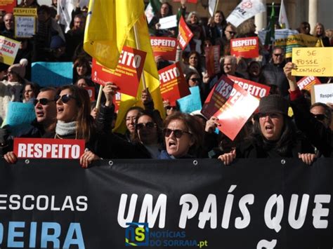 Stop Anuncia Greve De Profissionais Da Educa O Para De Novembro