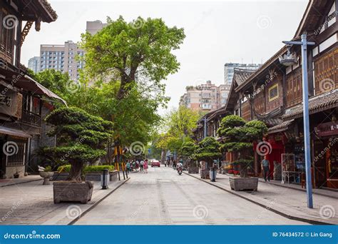 Wenshufang老街道风景 图库摄影片 图片 包括有 邻里 走道 步行者 街道 运输路线 他们 76434572