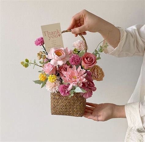 Pin Oleh Luna Di I Got Mail Flowers Mawar Kertas Toko Bunga