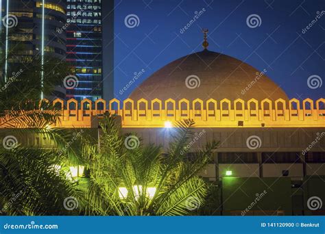 Grand Mosque in Kuwait City Stock Photo - Image of dome, church: 141120900