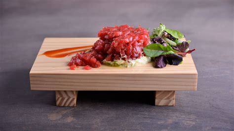 Tartar de atún rojo con salsa sriracha Hung Fai Chiu Chi Video