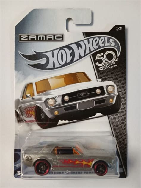 Hot Wheels Zamac 67 Ford Mustang Coupé Francisco Garage