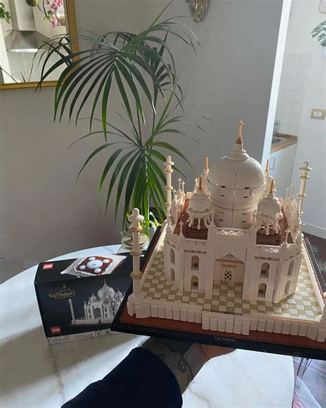 Buy LEGO® 21056 Taj Mahal Set Online | Official LEGO® AE