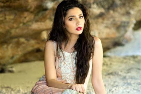 Mahira Khan Ties The Knot In Secret Wedding With Boyfriend Salim Karim