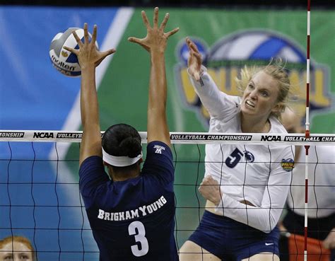 Penn State Uses Height Advantage To Win Ncaa Womens Volleyball