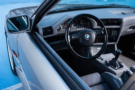 photo BMW M3 E30 Édition Ravaglia coupé 1989 Motorlegend