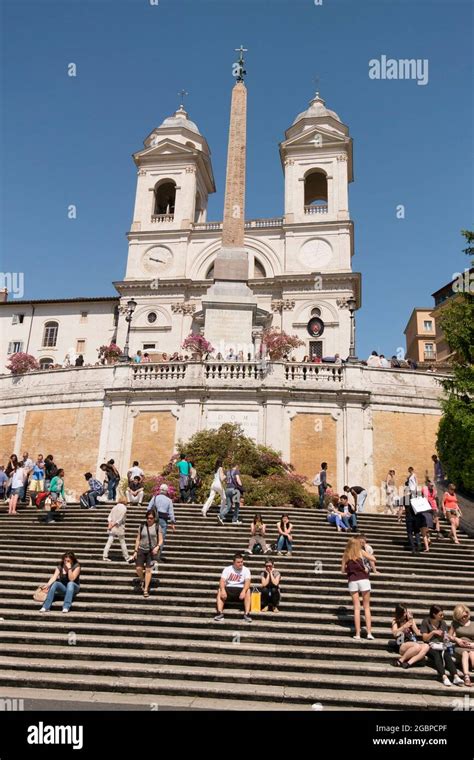 Vistas A La Famosa Escalinata De La Plaza De Espa A Escaleras Con La