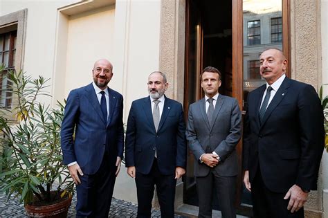 Pashinyan Aliyev Meeting In Chisinau Jamnews