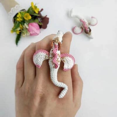 17 Crochet Brooch Patterns Crochet News