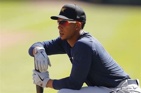 Yankees: What can we believe about Michael Brantley rumors?