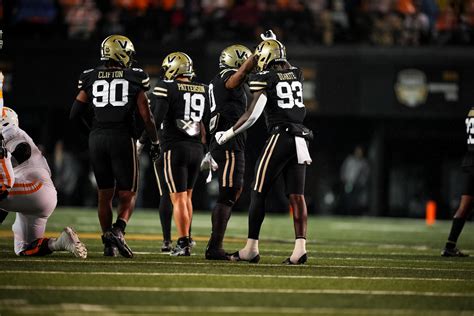 Photos – Vandy Football vs. Tennessee – Vanderbilt University Athletics