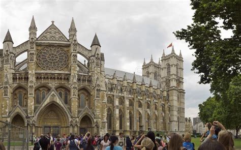 Westminster Abbey With People Waiting For Entrance Editorial