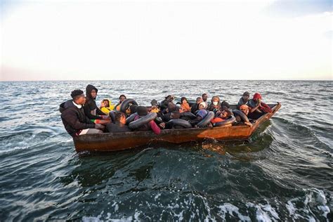 Au moins cinq migrants noyés dans un naufrage au large de la Tunisie