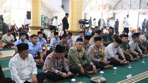 Perkuat Iman Dan Taqwa Personel Lanud Sam Ratulangi Hadiri Peringatan