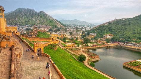 Your Guide To The Magnificent Jaigarh Fort In Jaipur India Trip101