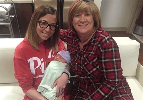 Video 54 Year Old Grandmother Gives Birth To Granddaughter As A Surrogate Wsyx