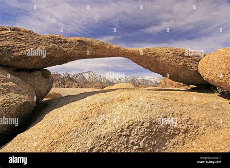 Lone Pine Peak Seen Through Arch Alabama Hills California Usa Stock