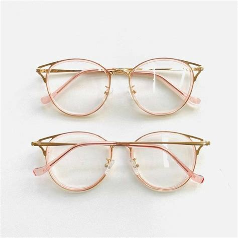 Cute and beautiful glasses | Armações de óculos, Modelos de óculos ...