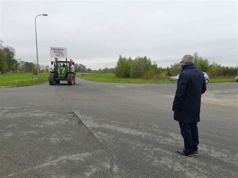 Przasnyscy rolnicy ponownie na drogach Na spotkanie przybył starosta