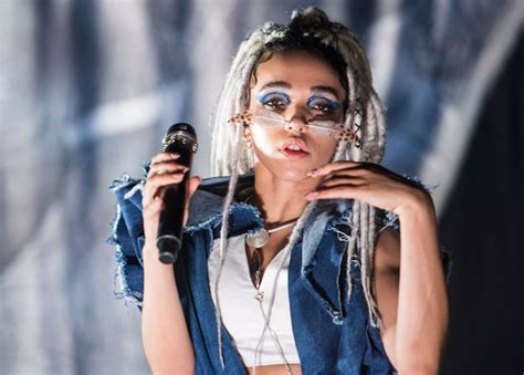 Fka Twigs Details New Album Magdalene Co Produced By Nicolas Jaar