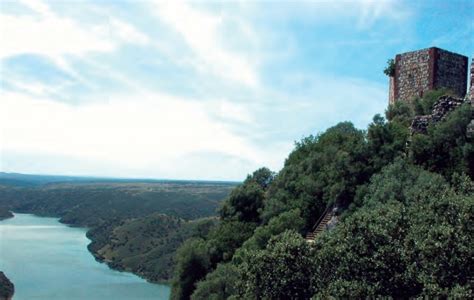 Pol Mica Entre El Gobierno Y La Junta De Extremadura Por Permitir La