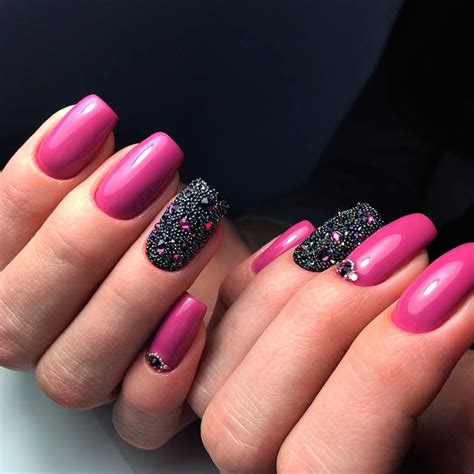 Fantastic Hot Pink Nails To Try