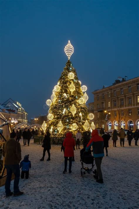 1249 Vilnius Christmas Market Square Stock Photos Free And Royalty