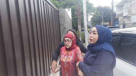 LIVE DETIK DETIK IBUNDA FERRY IRAWAN DATANGI RUMAH VENNA MELINDA