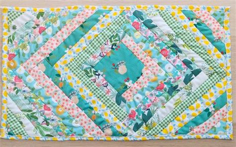 How to Make a Chevron Quilt Pattern - Sew Easy by Sandy