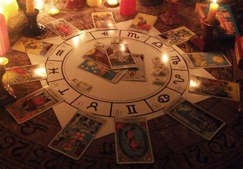 Conoce A Profundidad La CARTOMANCIA 2024 Tarot Roberta