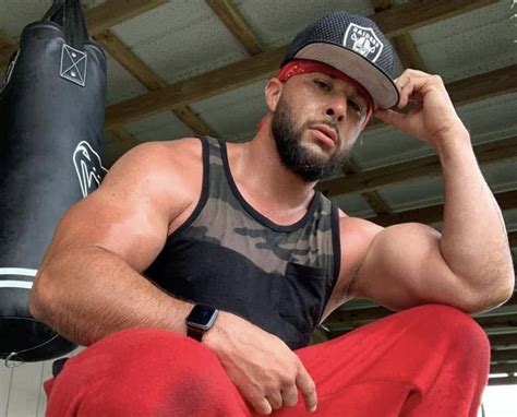 Str8 Blue Collar Dad Spreads Fingers His Fat Thick Ass ThisVid