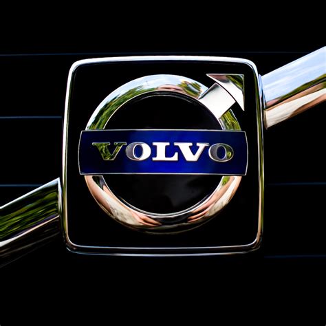 Volvo Symbol -Logo Brands For Free HD 3D