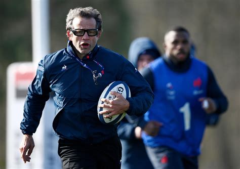 Tournoi Des Six Nations France Cosse Report En Raison D Un Nouveau