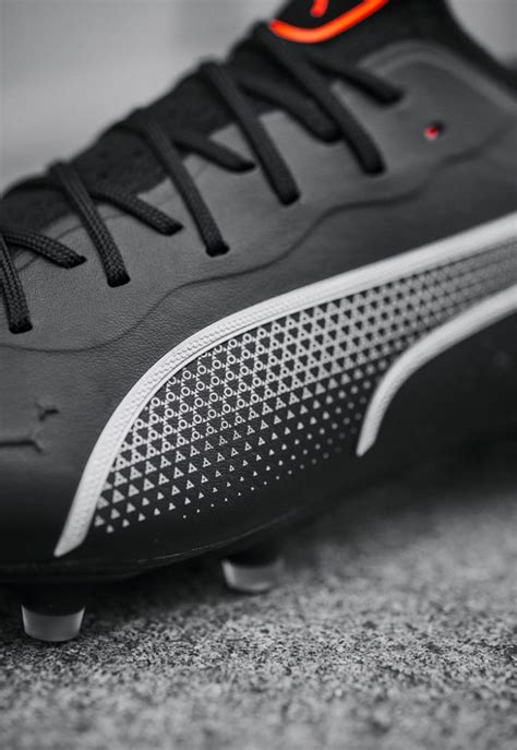 Новая модель бутс PUMA King Ultimate Eclipse Pack 2023