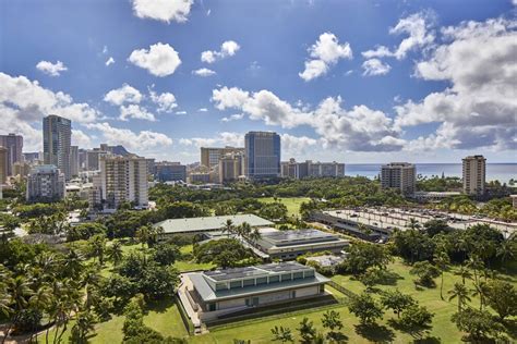 Doubletree By Hilton Hotel Alana Waikiki Beach Classic Vacations