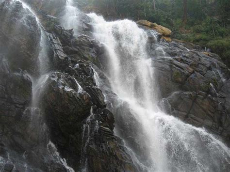 Meenmutty Waterfall in Wayanad, Kerala | Keralaorbit