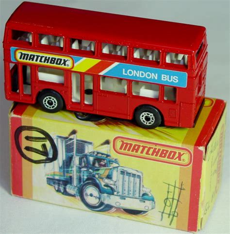 Lesney Superfast C Titan Bus Red Matchbox London Bus Yellow Box