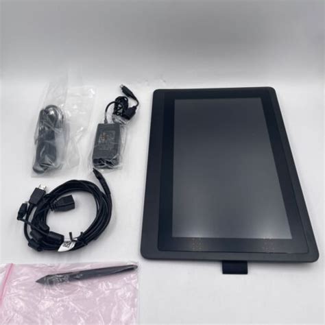 Wacom Cintiq 16 Drawing Tablet With Screen Pen DTK1660K0A Black